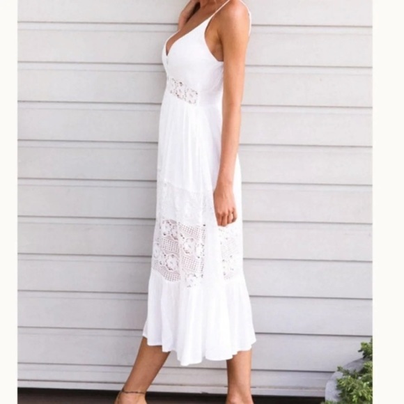 White Boho Lace Maxi Dress - Picture 5 of 11